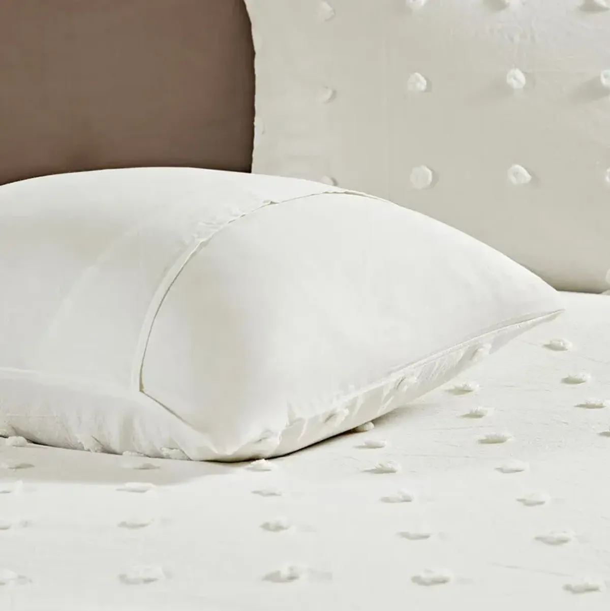 Gracie Mills Grady Elegance Defined Cotton Jacquard Comforter Set with Euro Shams and Throw Pillows