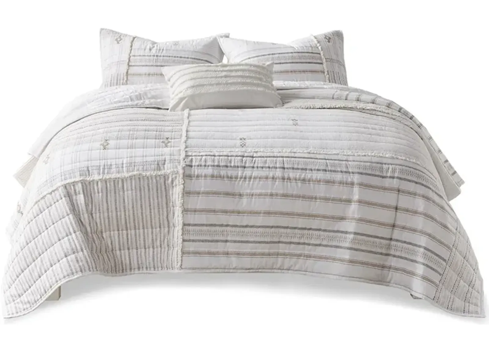 Gracie Mills Zander 3-Piece Stripe Printed Cotton Quilt Set with Trims