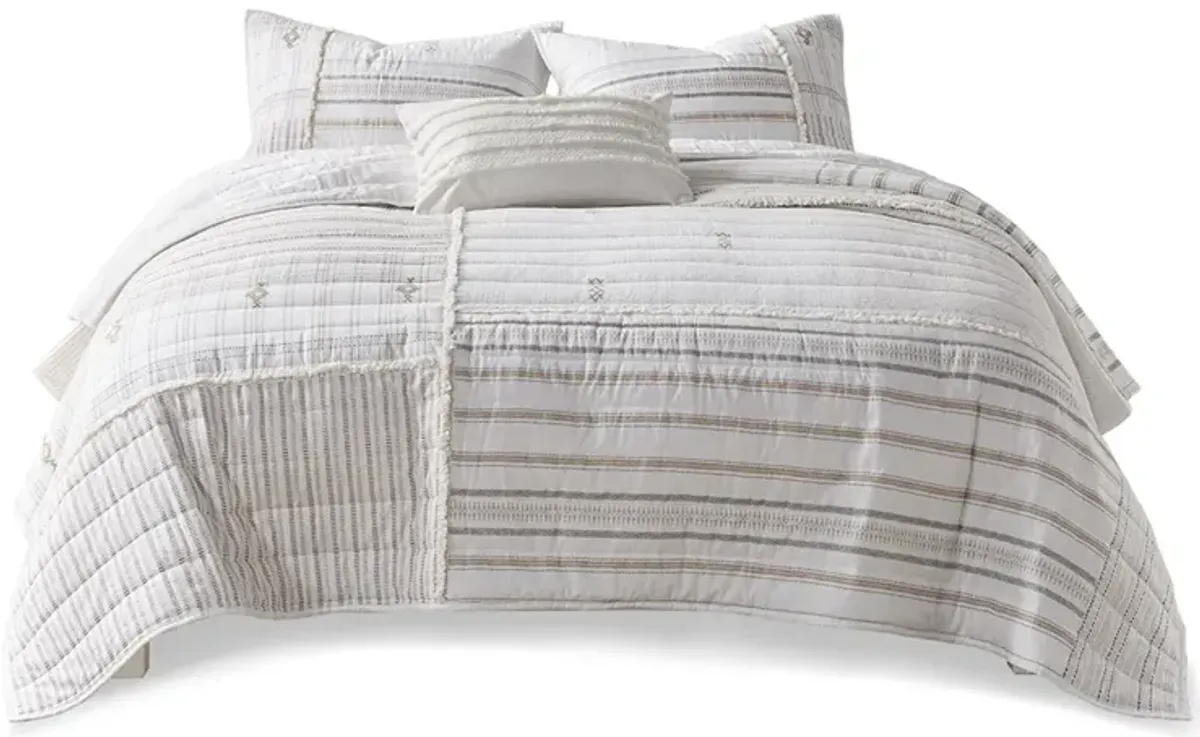 Gracie Mills Zander 3-Piece Stripe Printed Cotton Quilt Set with Trims