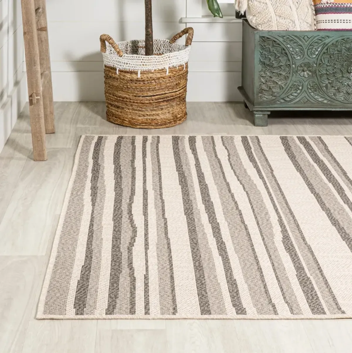 Castara Wavy Stripe Modern Indoor/Outdoor Area Rug