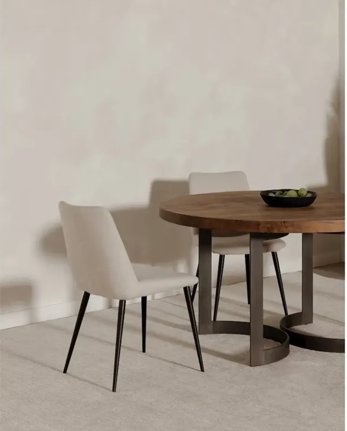 Moe's Home Collection Bent Round Dining Table 54In