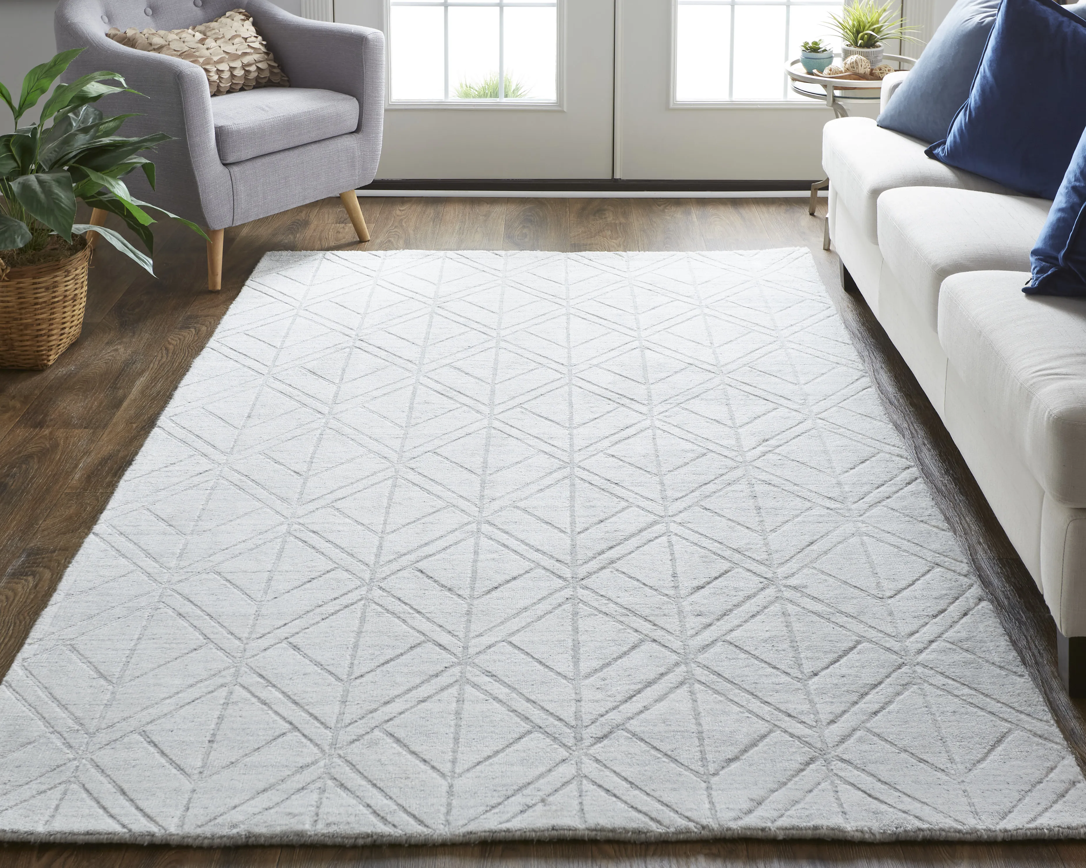 Redford 8847F White/Silver 8' x 10' Rug