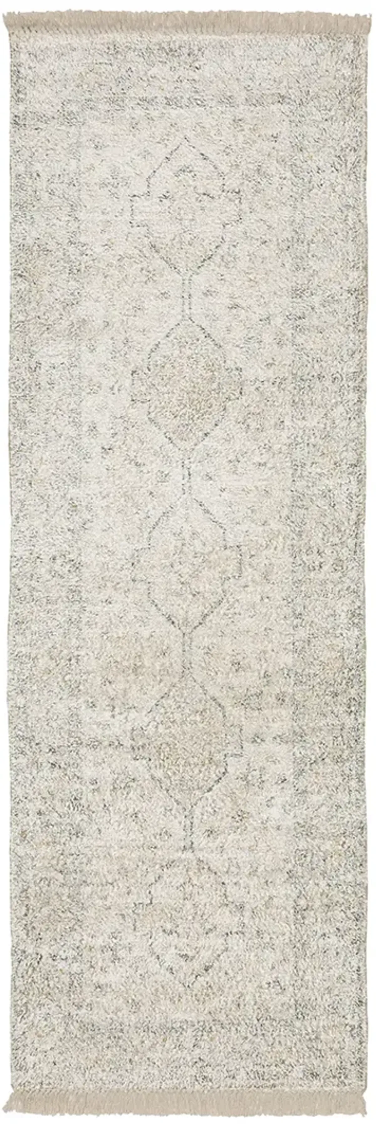 Malabar 2'6" x 8' Beige Rug