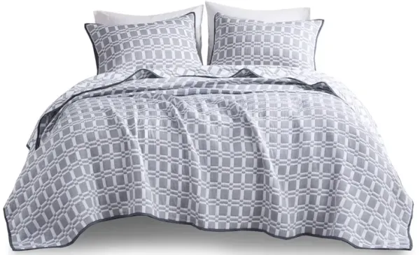 Gracie Mills Jefferey Reversible Matelasse 3-Piece Coverlet Set