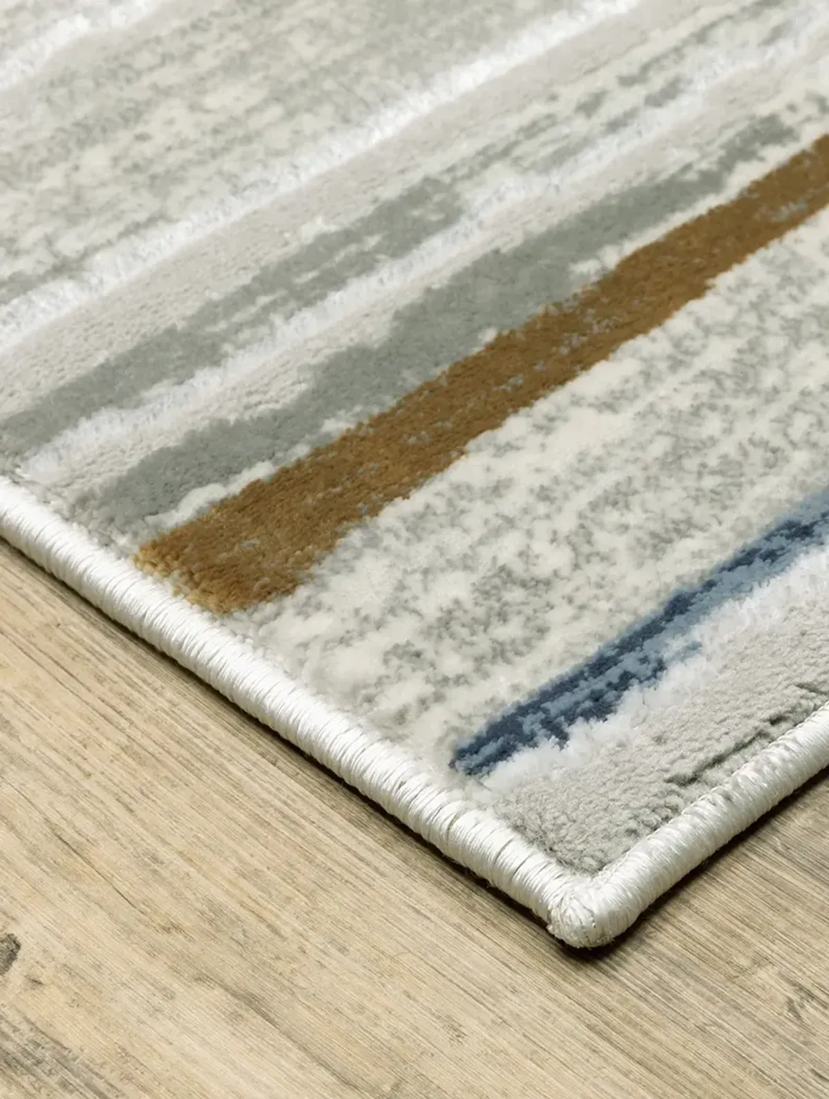 Easton 2'3" x 7'6" Beige Rug