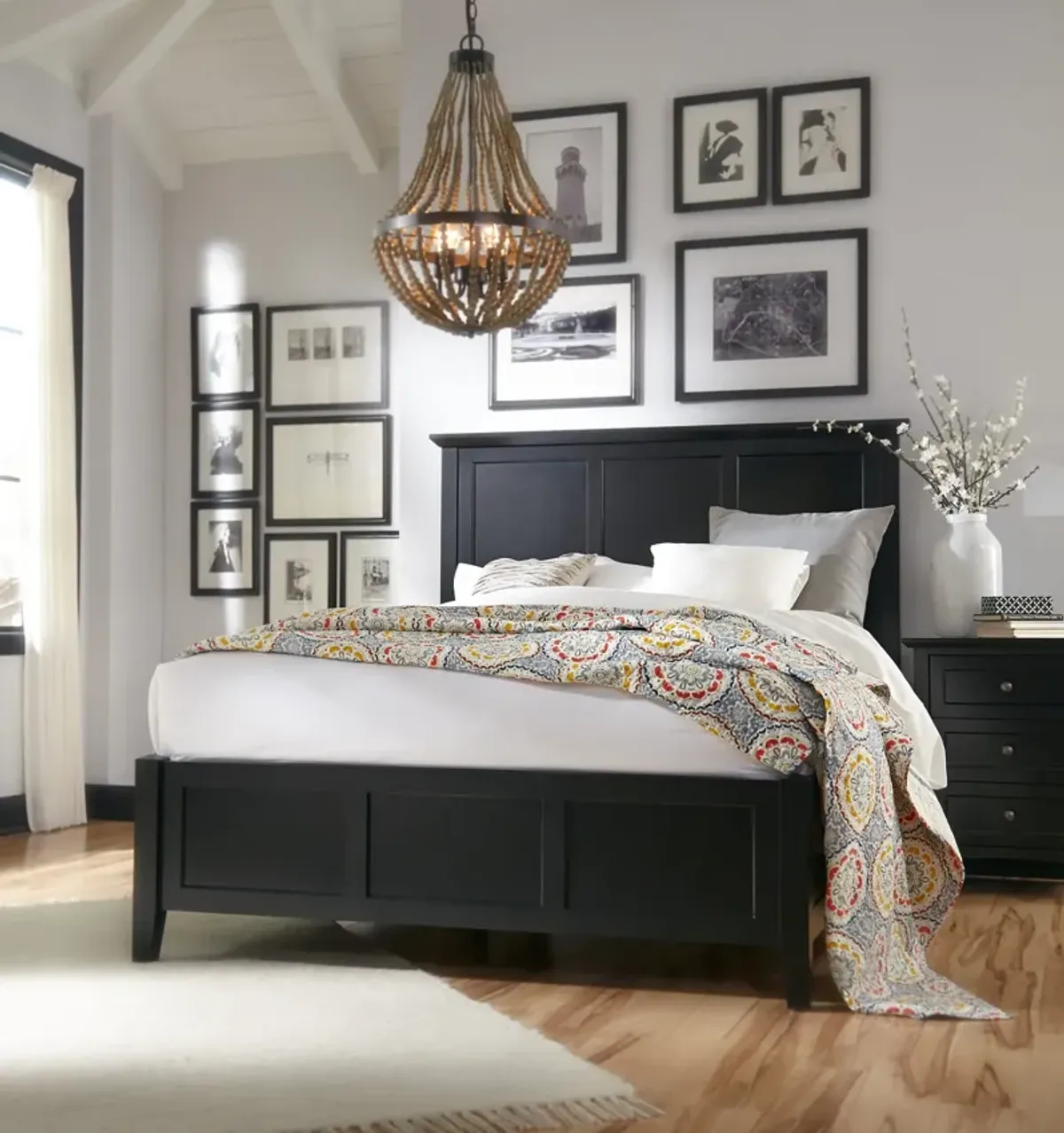 Paragon Four Drawer Storage Queen Bed