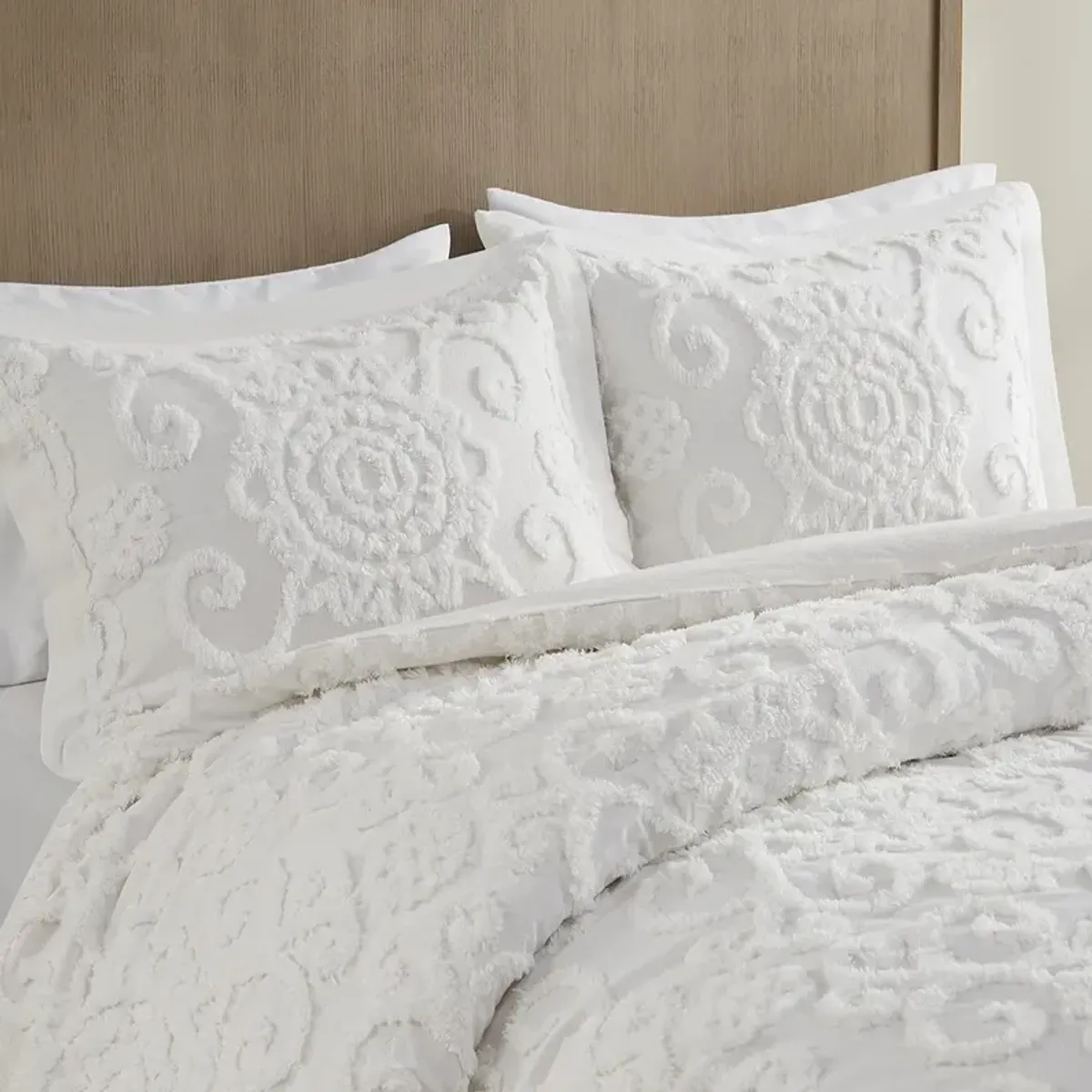 Gracie Mills Lito Chenille Cotton Comforter Mini Set