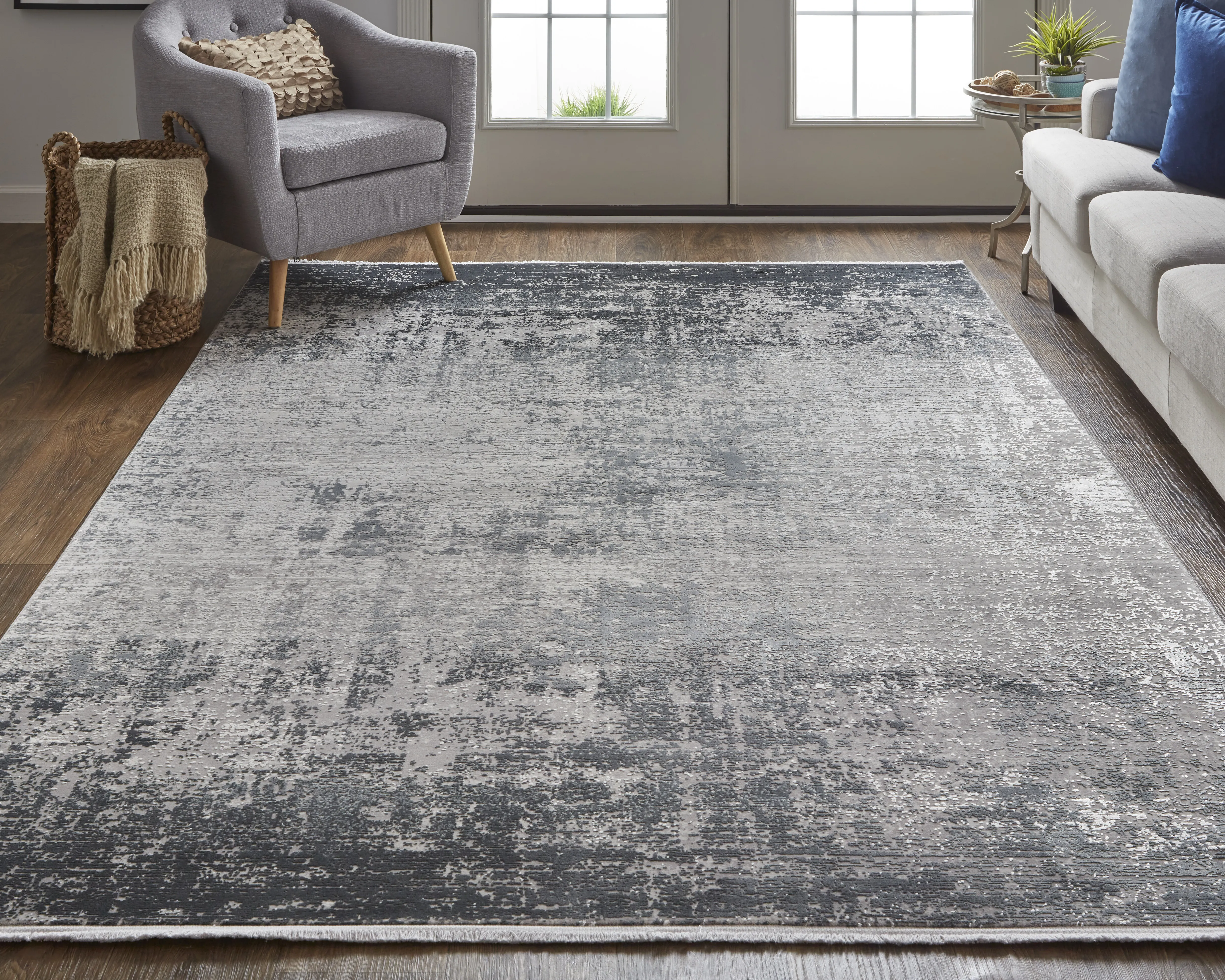 Cadiz 39FWF Gray/Black/Silver 3'1" x 10' Rug