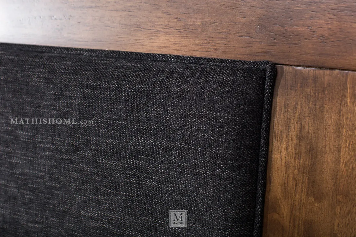 Kendamor King Upholstered Panel Bed