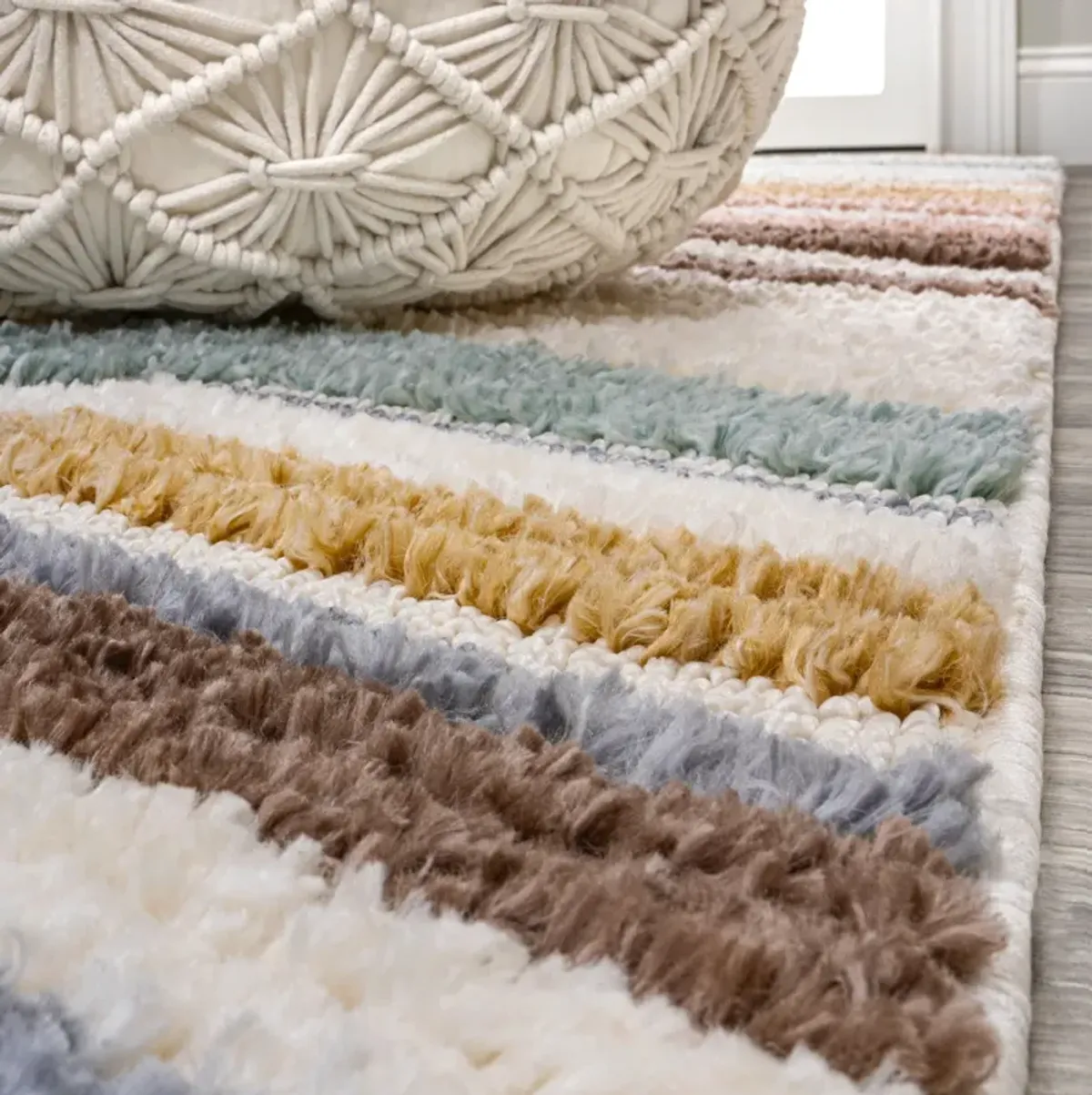 Elin Chevron High-Low Area Rug