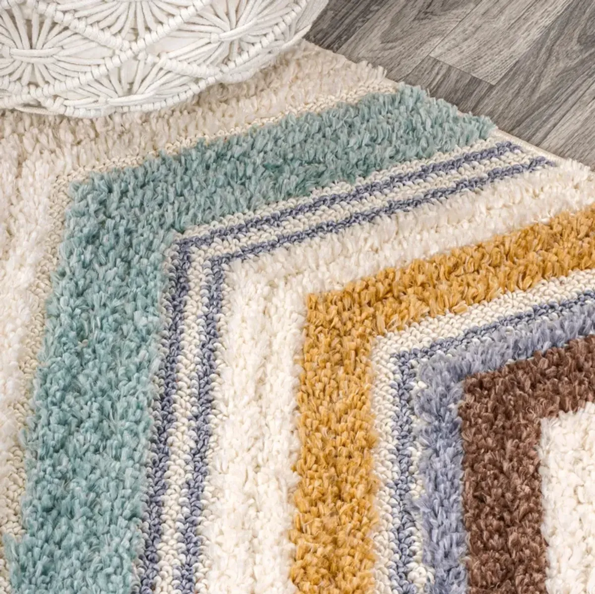 Elin Chevron High-Low Area Rug