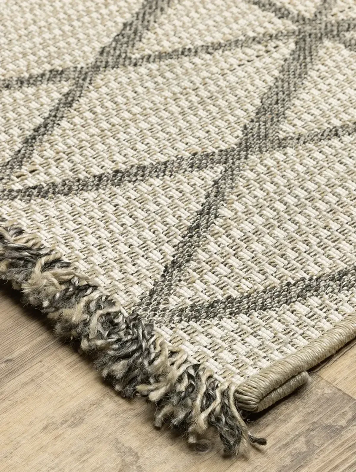 Gillian 9'10" x 12'10" Beige Rug