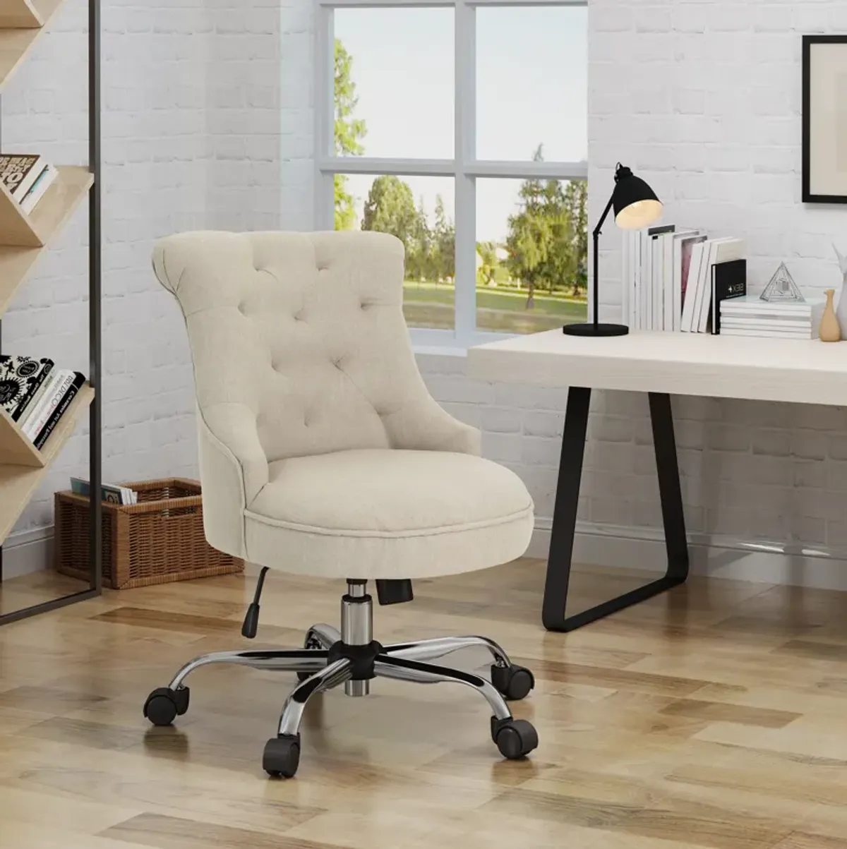 Sleek and Supportive Contemporary Office Chair with Diamond Stitching