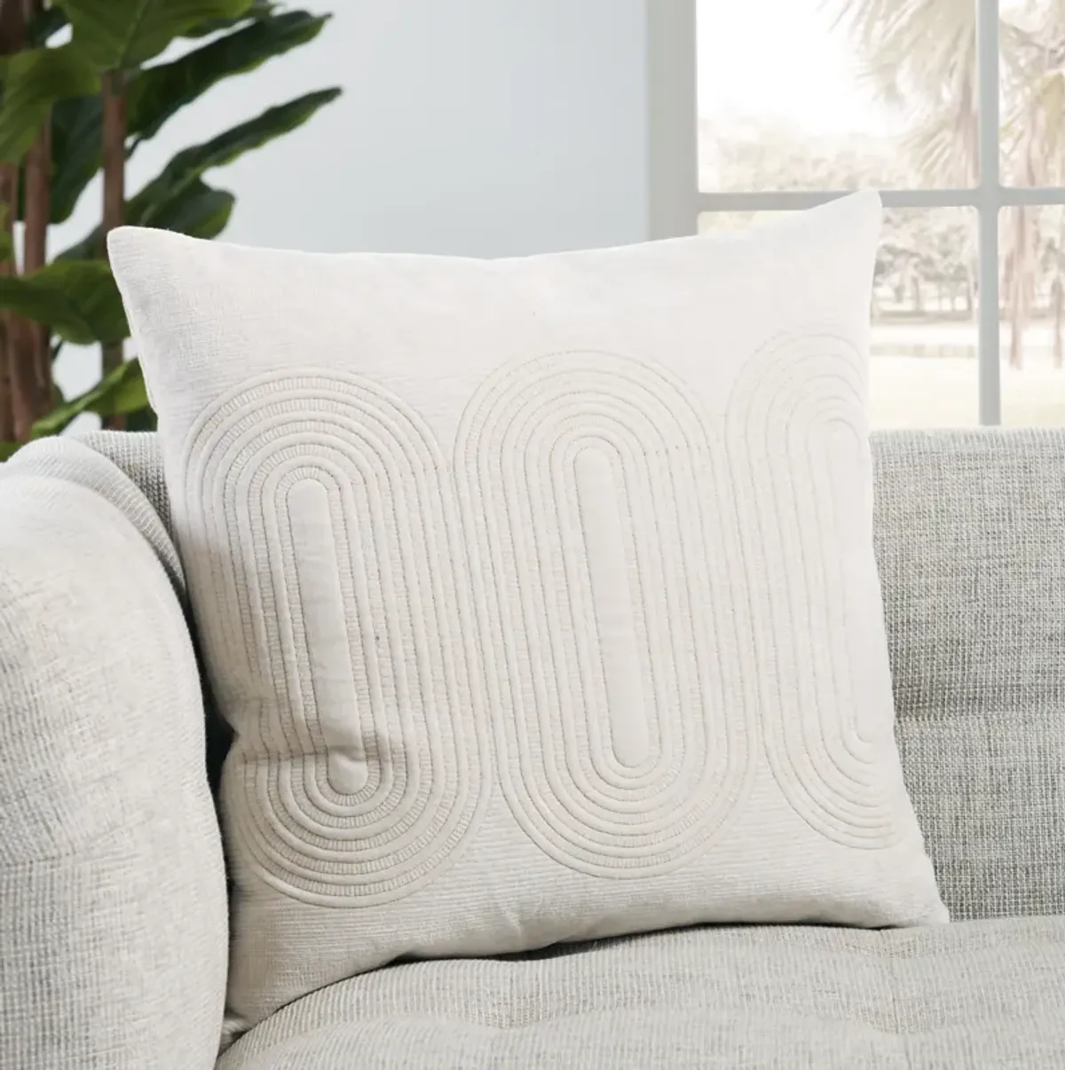 DECO PILLOW DOWN