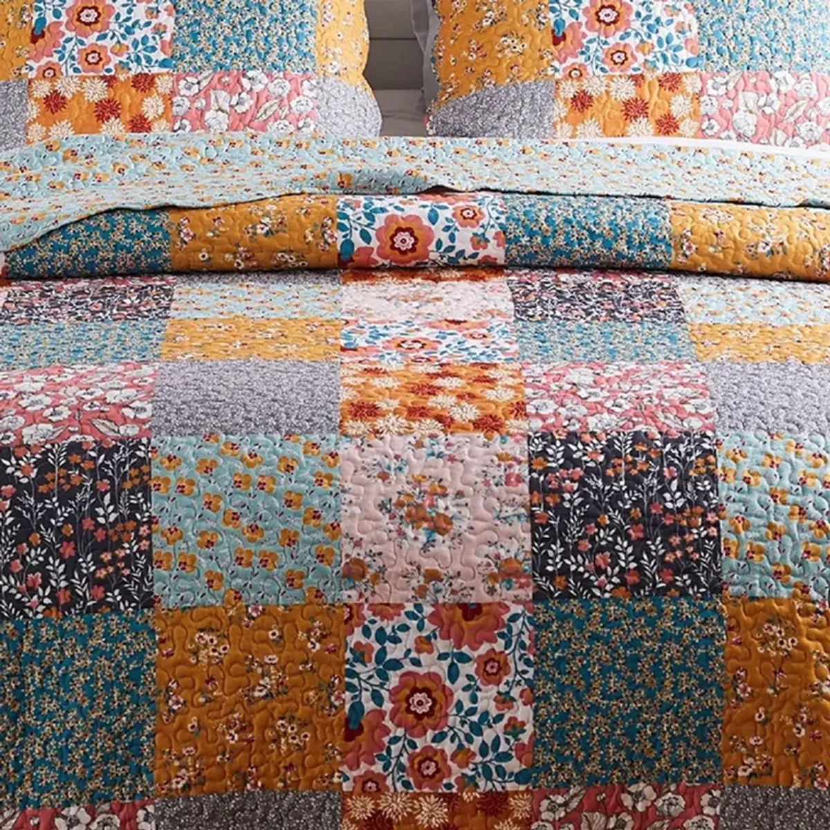 3 Piece King Quilt Set with Floral Print, Multicolor - Benzara