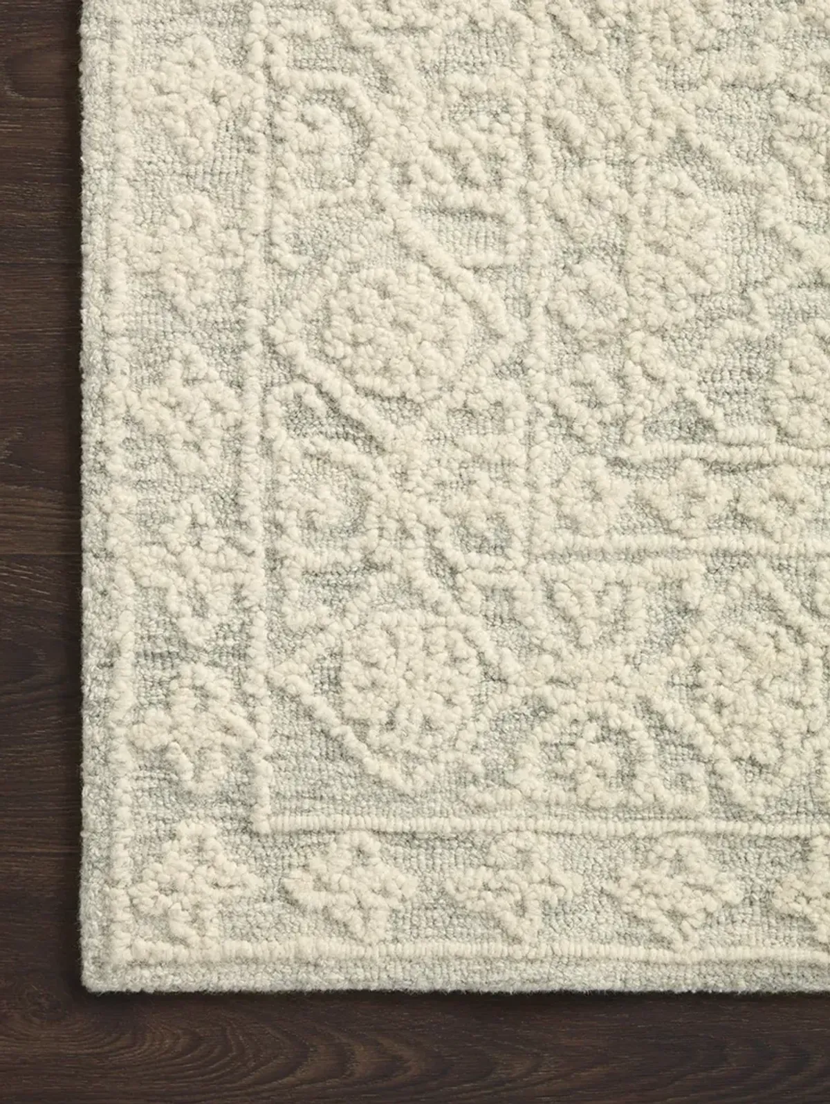 Cecelia CEC01 Mist/Ivory 5' x 7'6" Rug