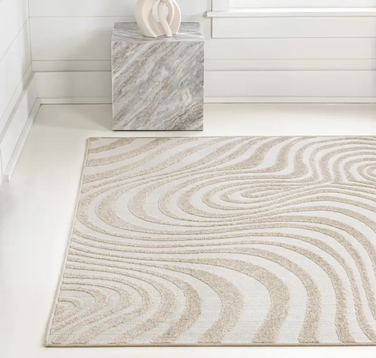 Maribo High-Low Abstract Groovy Striped Indoor/Outdoor Area Rug