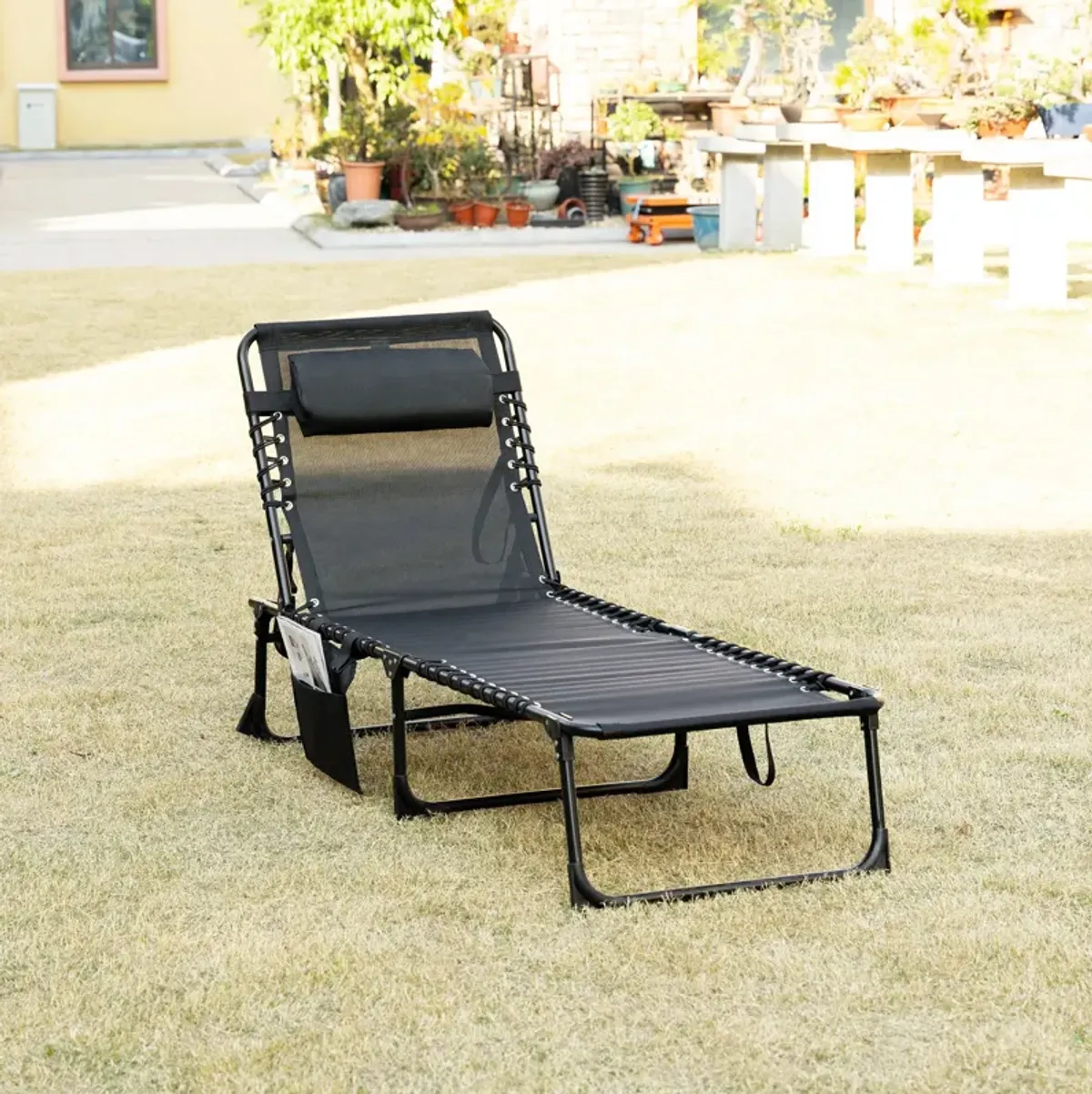 Black Garden Recliner: Folding Chaise with 5-Level Adjustable Back