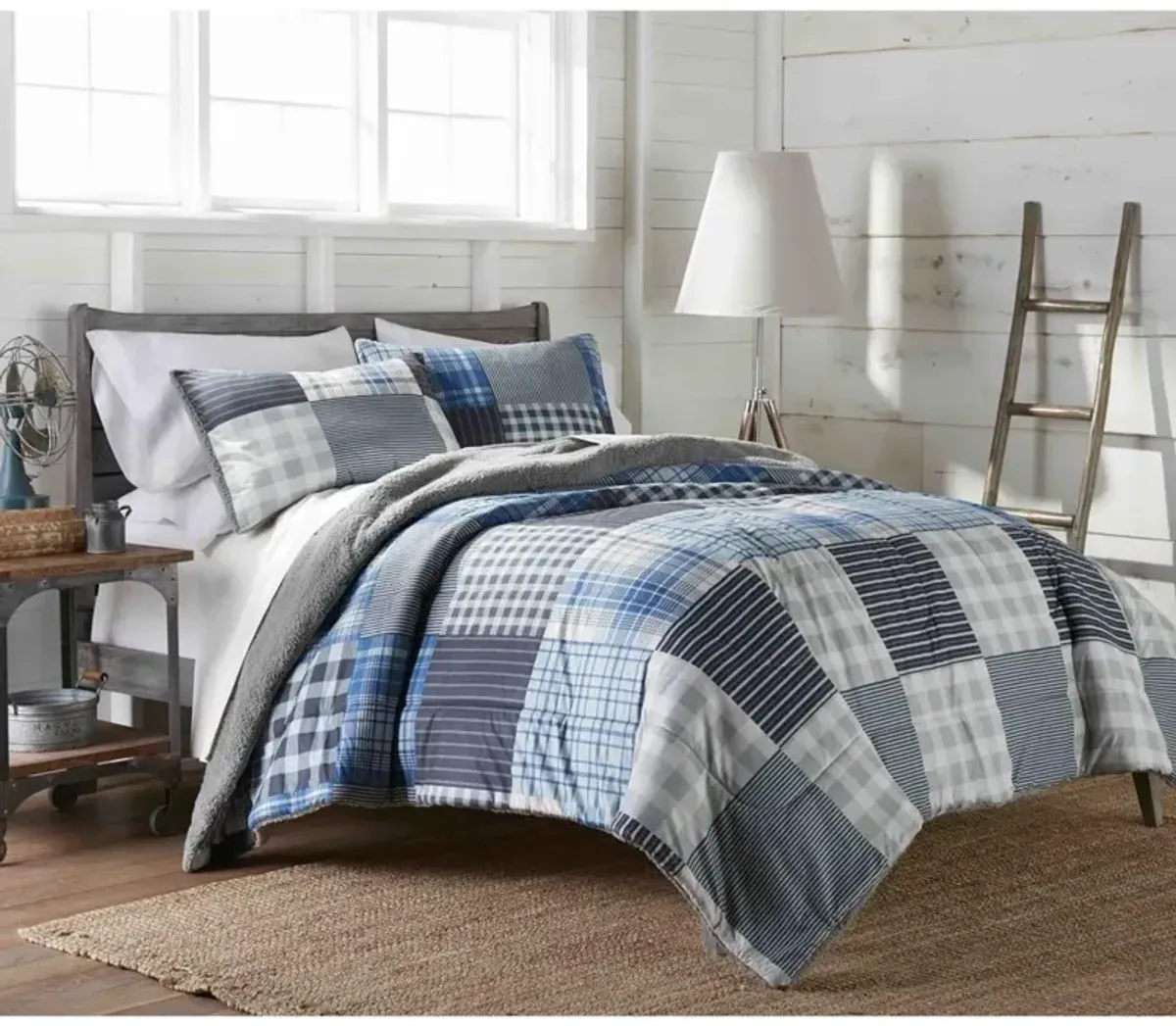 Micro Flannel Reverse to Sherpa Comforter Set