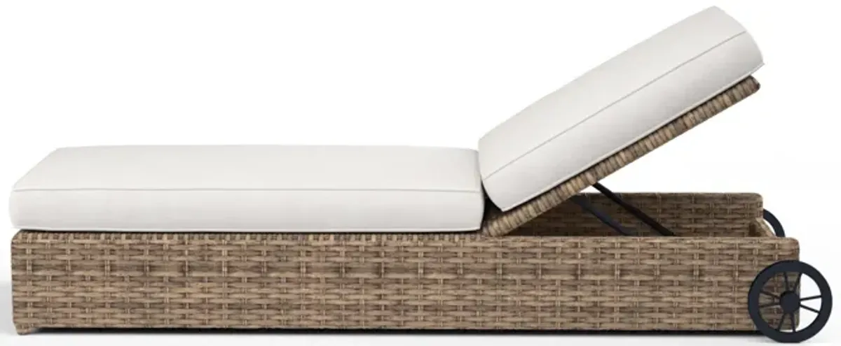 Havana Adjustable Chaise in Canvas Flax w/ Self Welt