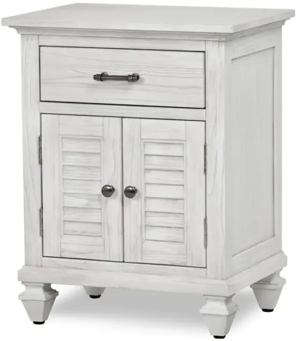 Sea Winds Coastal Furniture Surfside 1-Drawer / 2-Door Nightstand