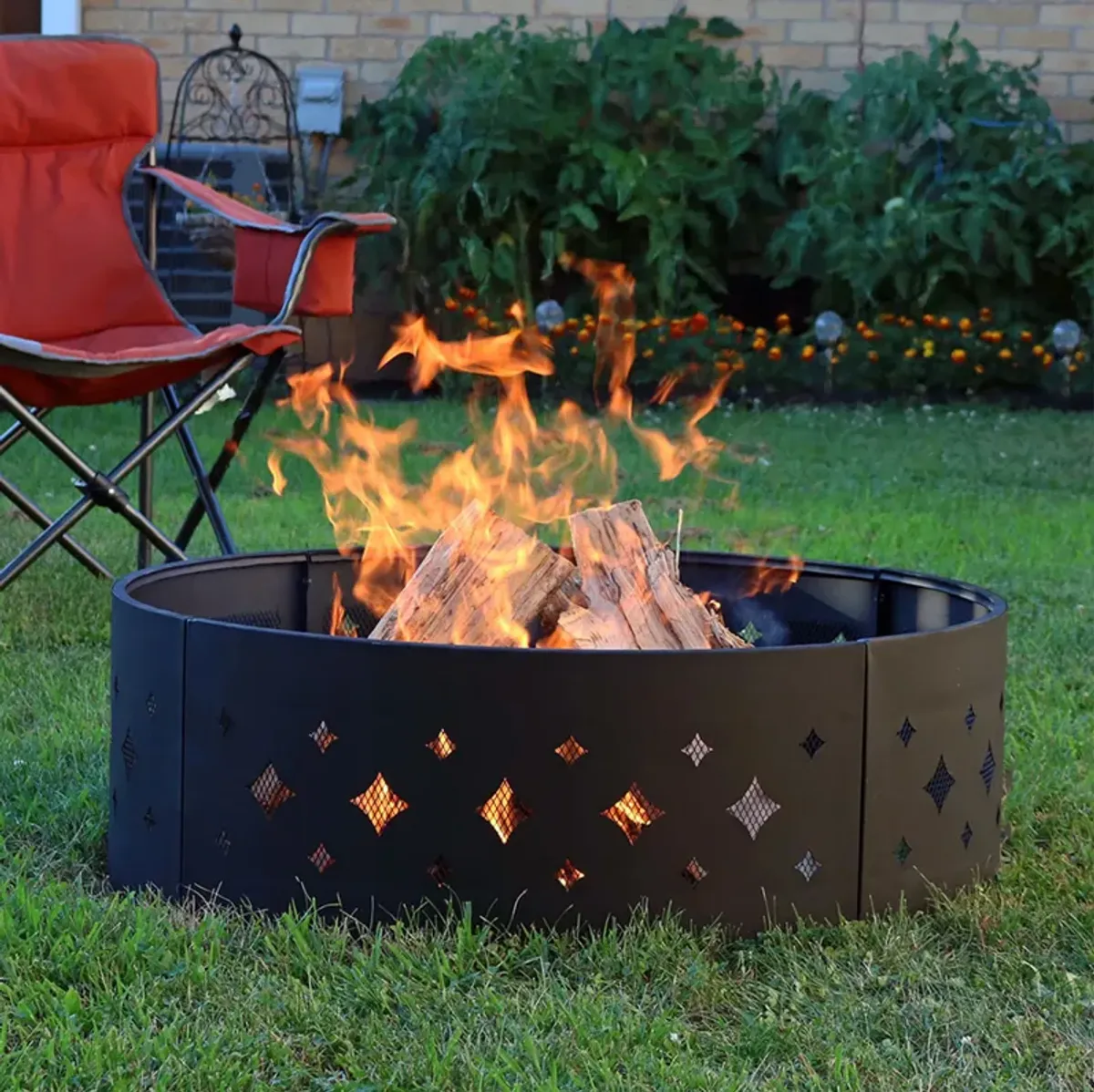 Sunnydaze 36 in Diamond Cut-Out Steel Wood Burning Fire Pit Ring with Poker