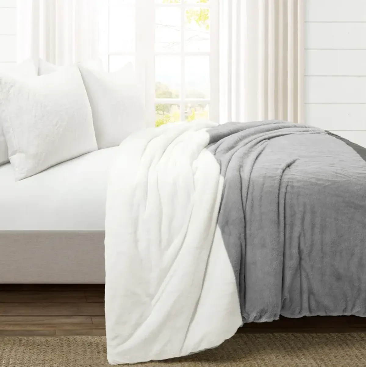 Farmhouse Color Block Ultra Soft Faux Fur All Season Kids Comforter 3-Pc Set