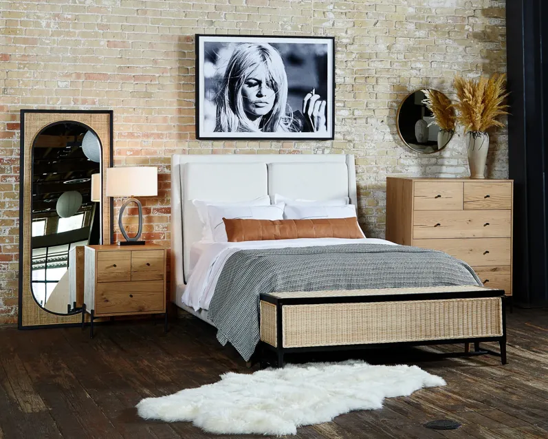 Potter King Bed