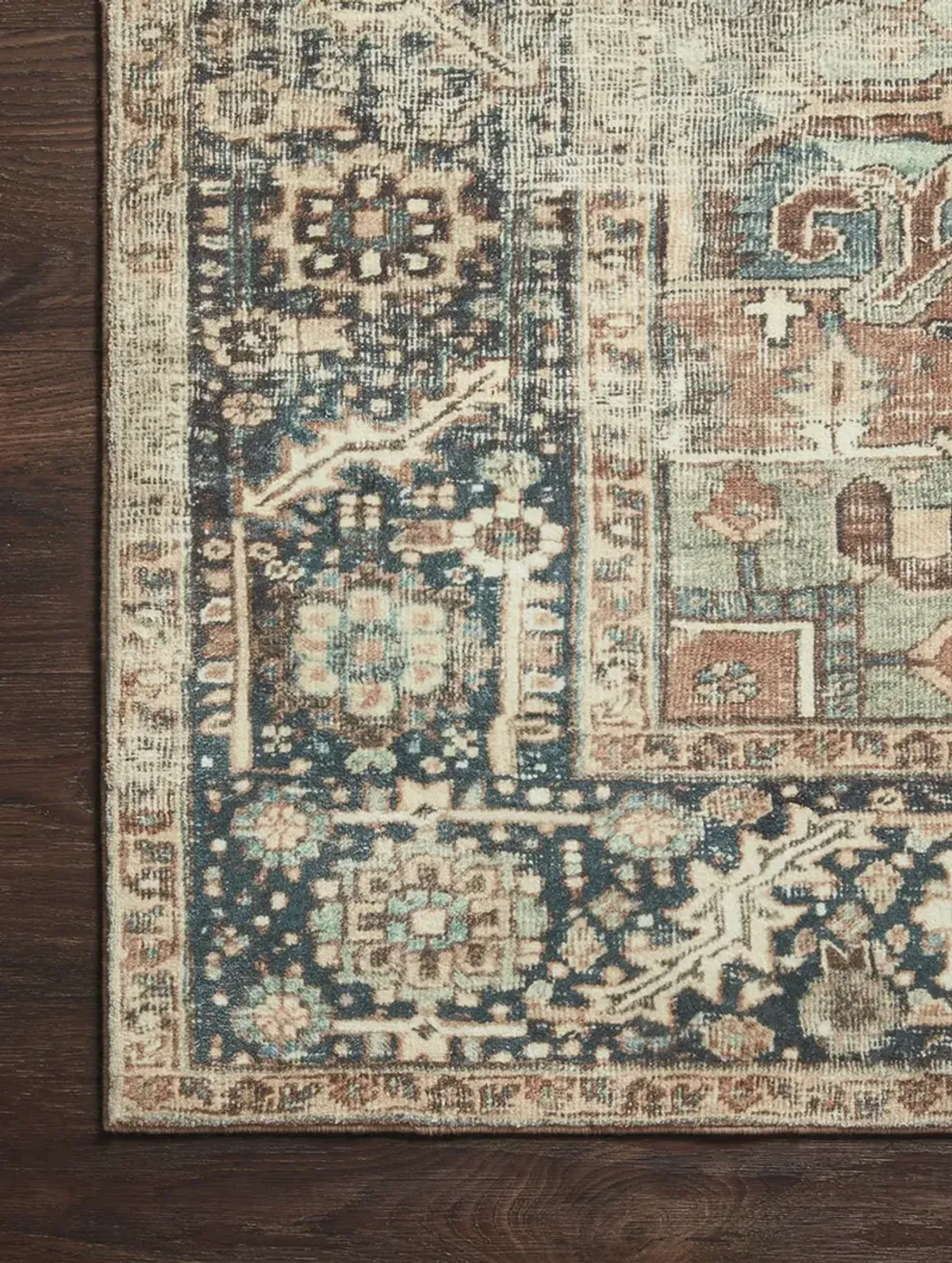 Margot MAT02 2'" x 5'" Rug