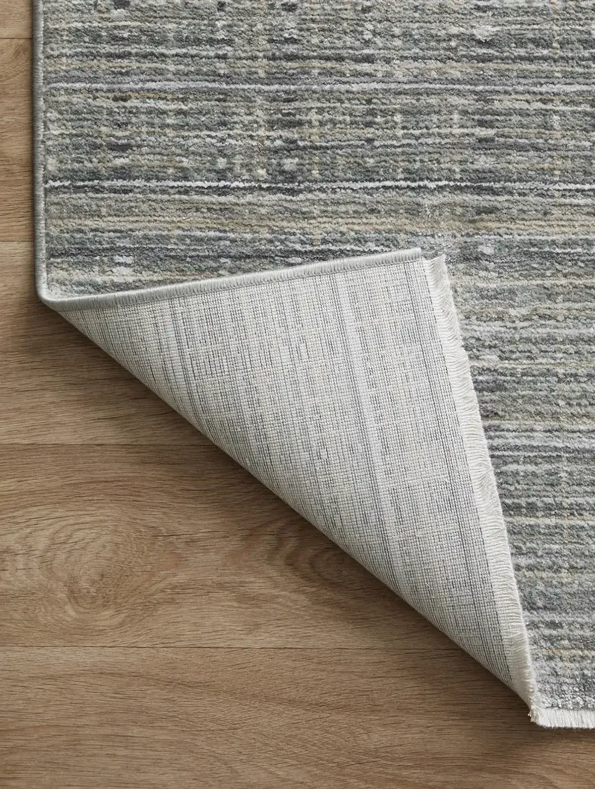 Soho SOH04 2'7" x 10'" Rug