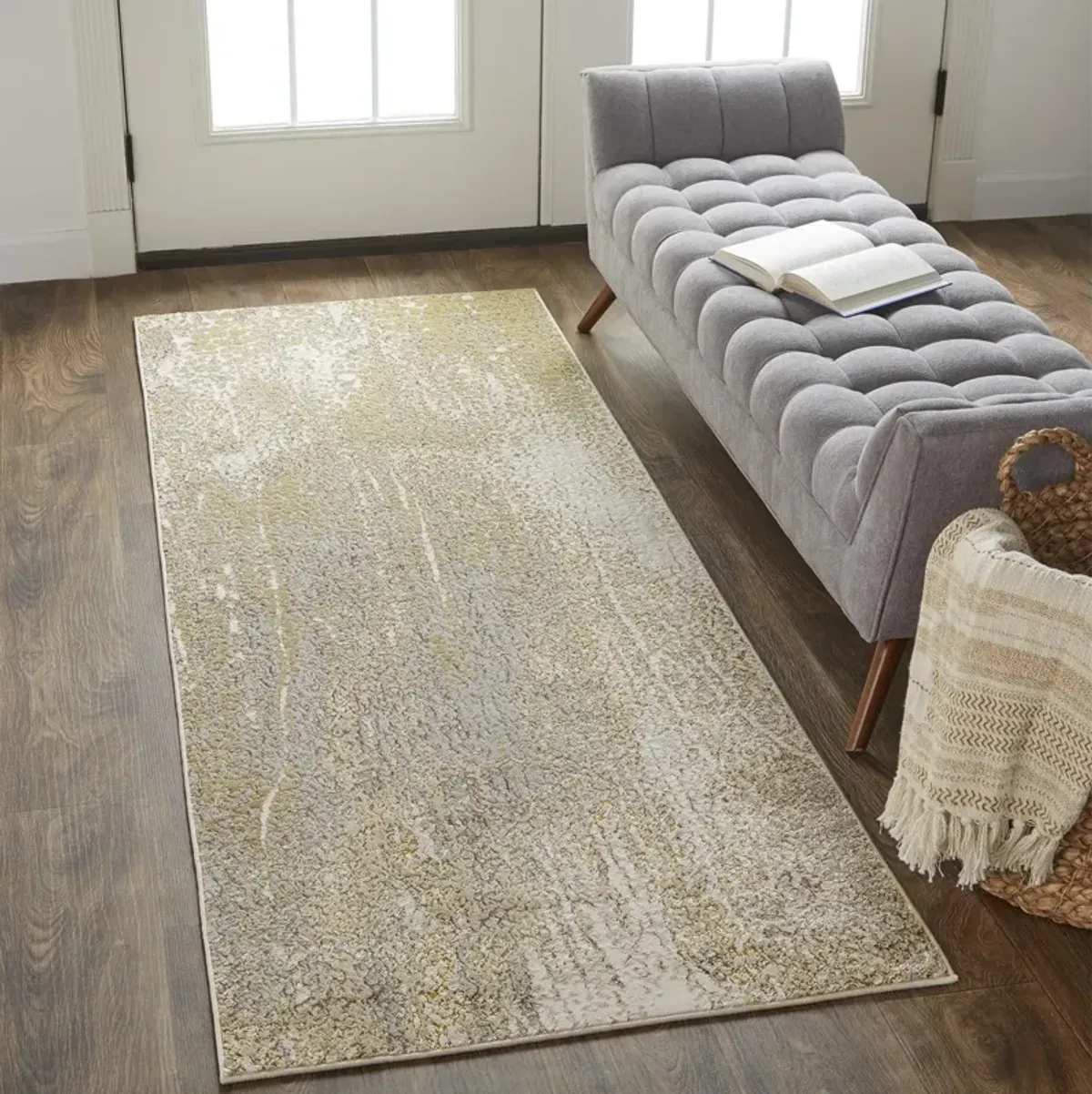 Aura 3739F Ivory/Gray/Gold 2'10" x 7'10" Rug