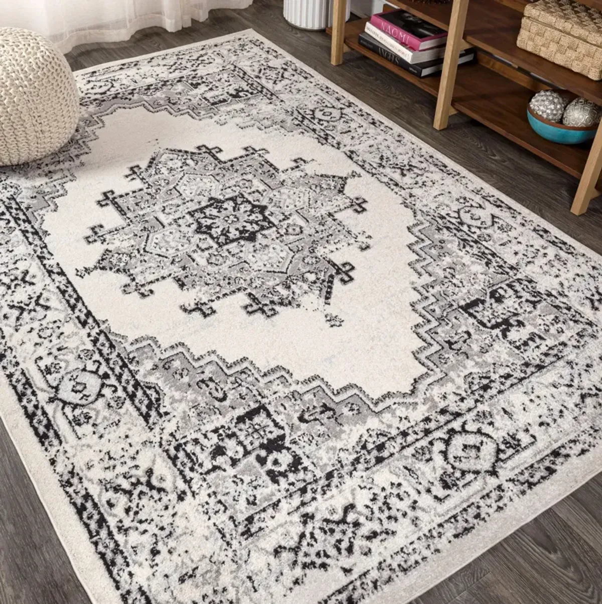 Inigo Cottage Medallion Area Rug