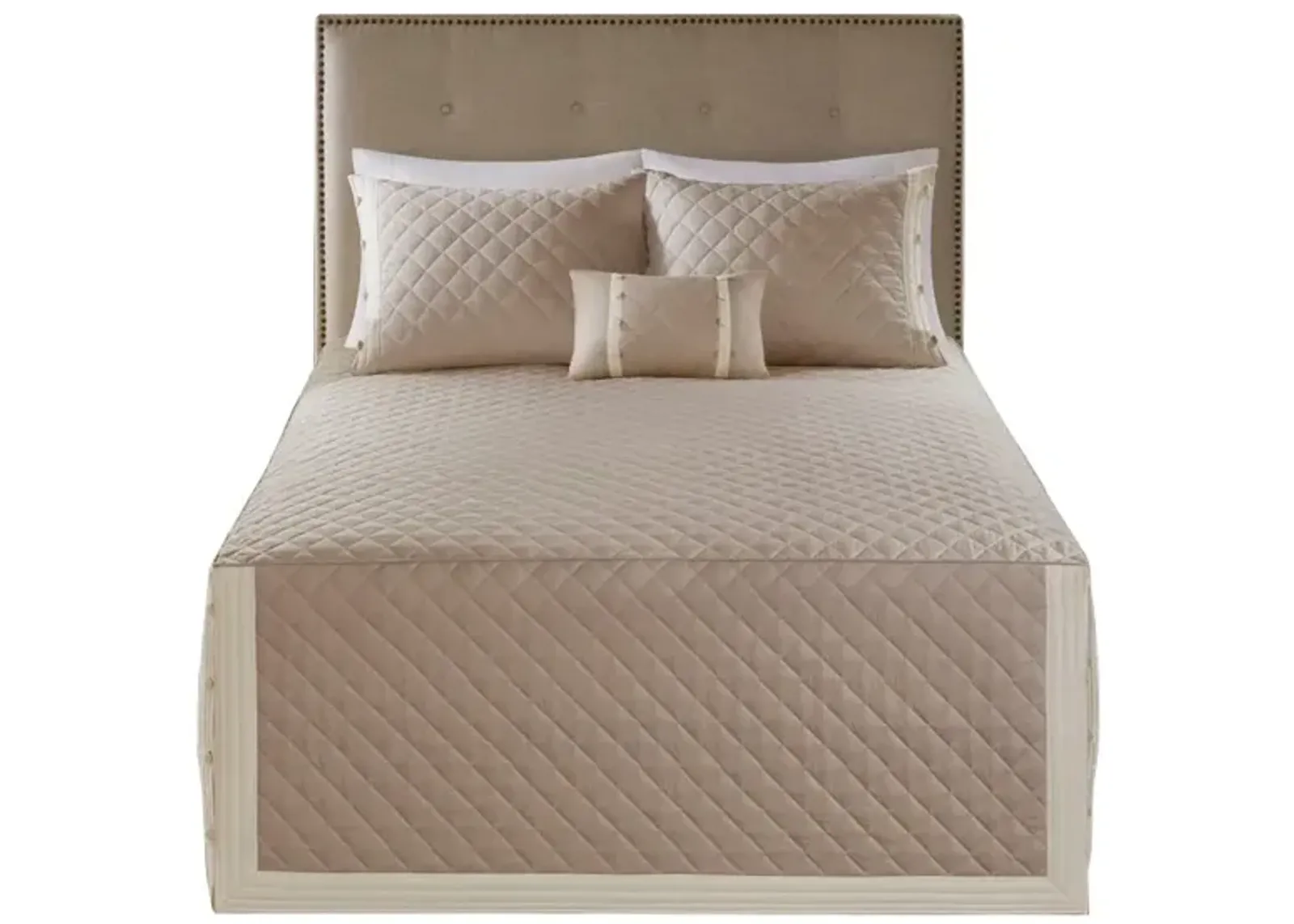 Gracie Mills Kristofer 4-Piece Reversible Tailored Bedspread Set