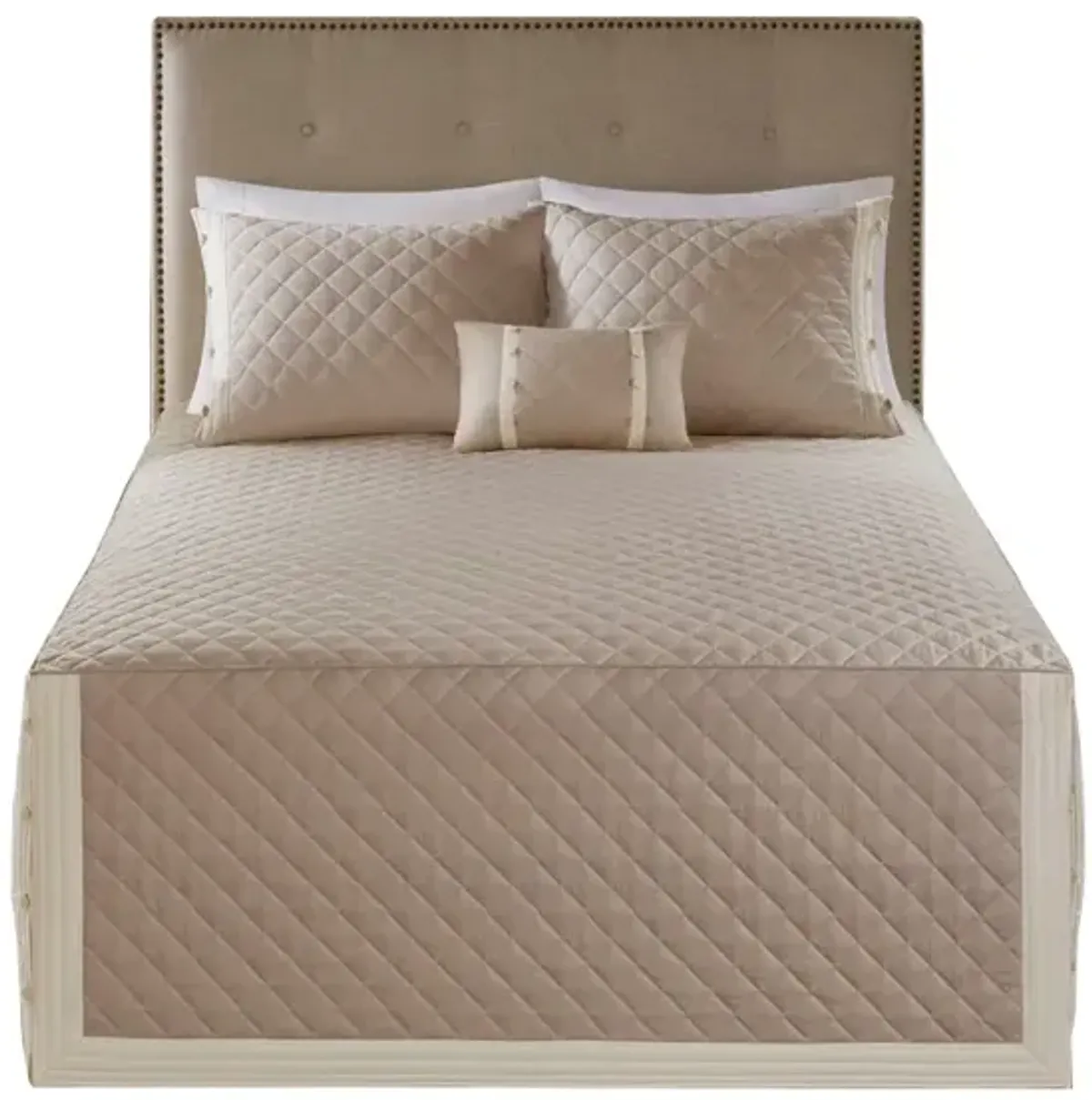 Gracie Mills Kristofer 4-Piece Reversible Tailored Bedspread Set