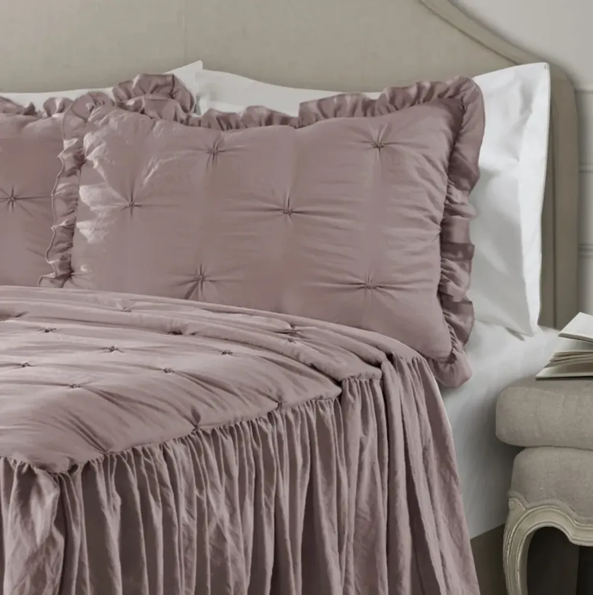 Ravello Pintuck Ruffle Skirt Bedspread 3Pc Set