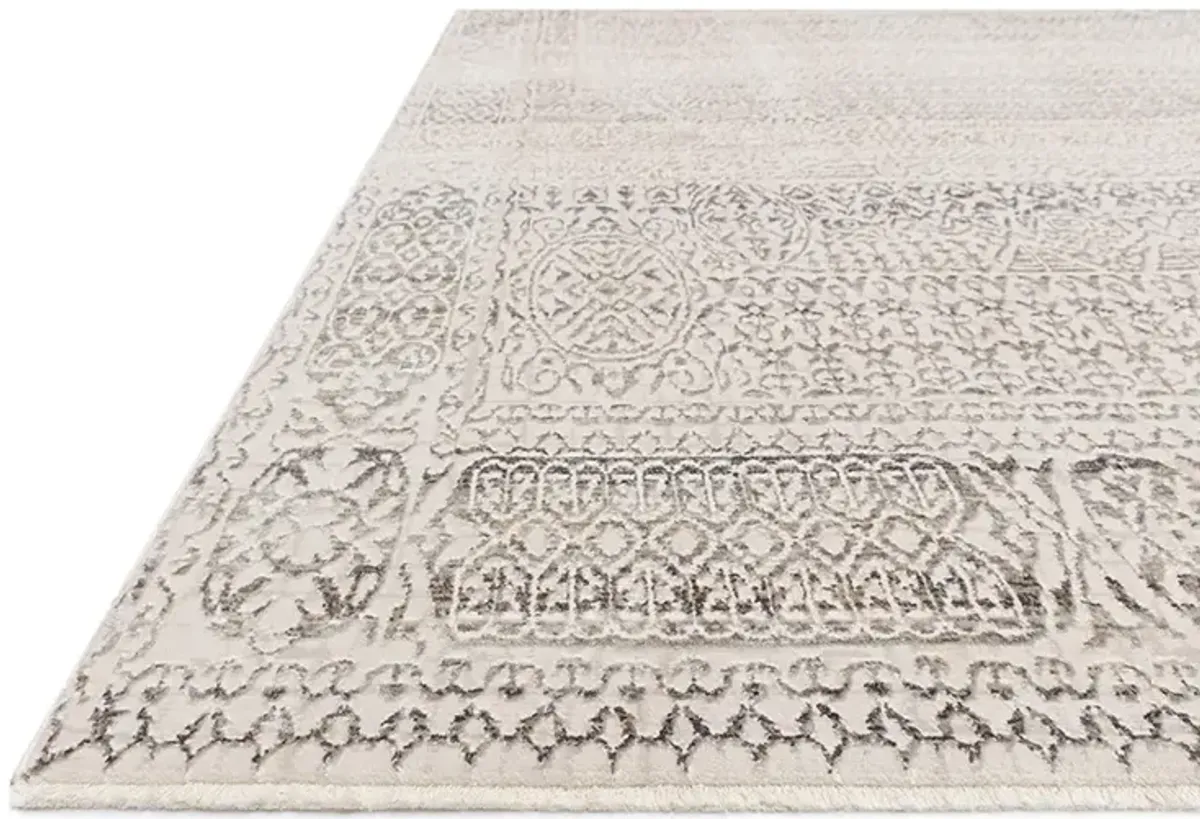 Homage HOM05 Ivory/Silver 6'3" x 8'10" Rug