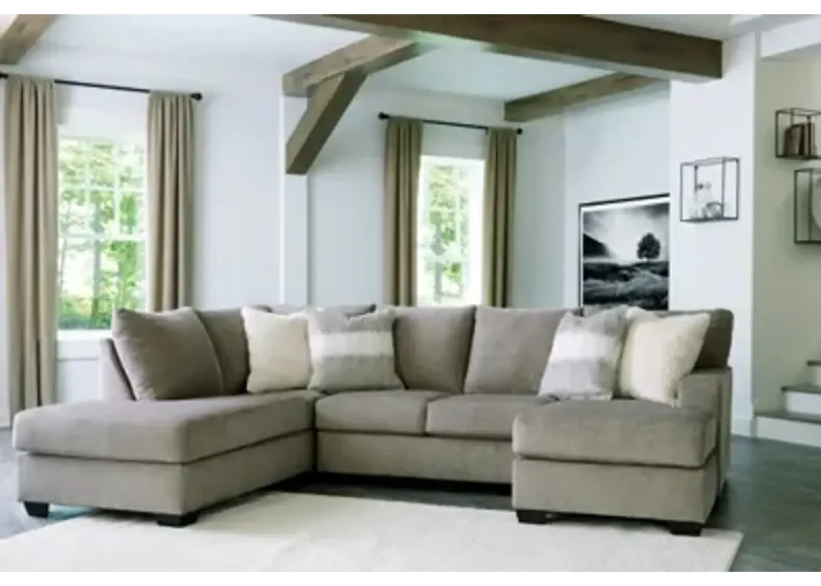 Creswell 2-Piece Sectional with Chaise