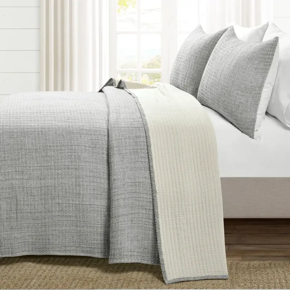 Reversible Cotton Yarn Woven Quilt Set 3 Pieces for Comfortable and Cozy Bedding