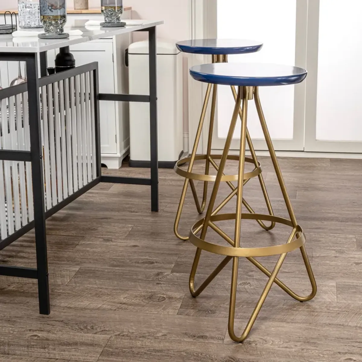 Spiroa 30" Modern Industrial Metal Backless Circular Bar Stool