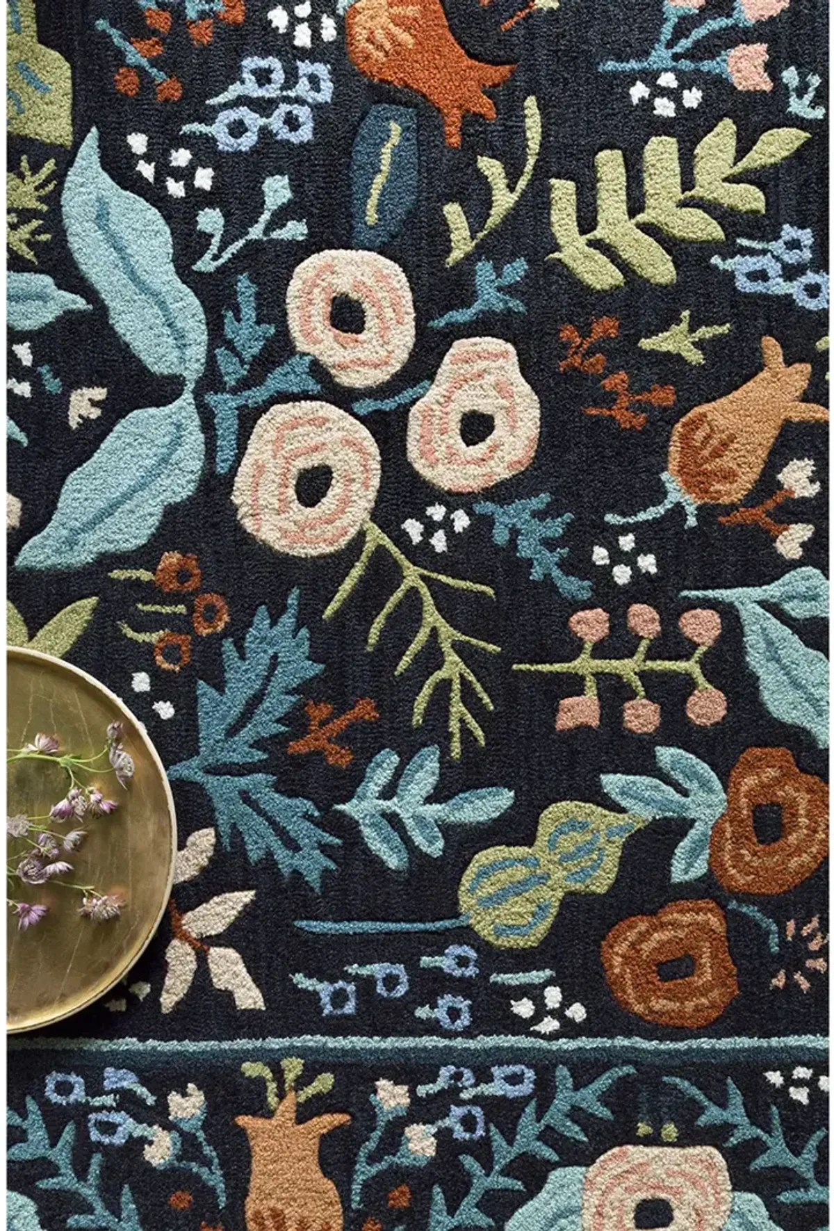 Les Fleurs LES01 2'6" x 7'6" Rug