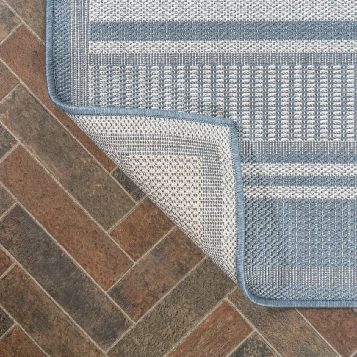 Haynes Modern Double Stripe Indoor/Outdoor Area Rug