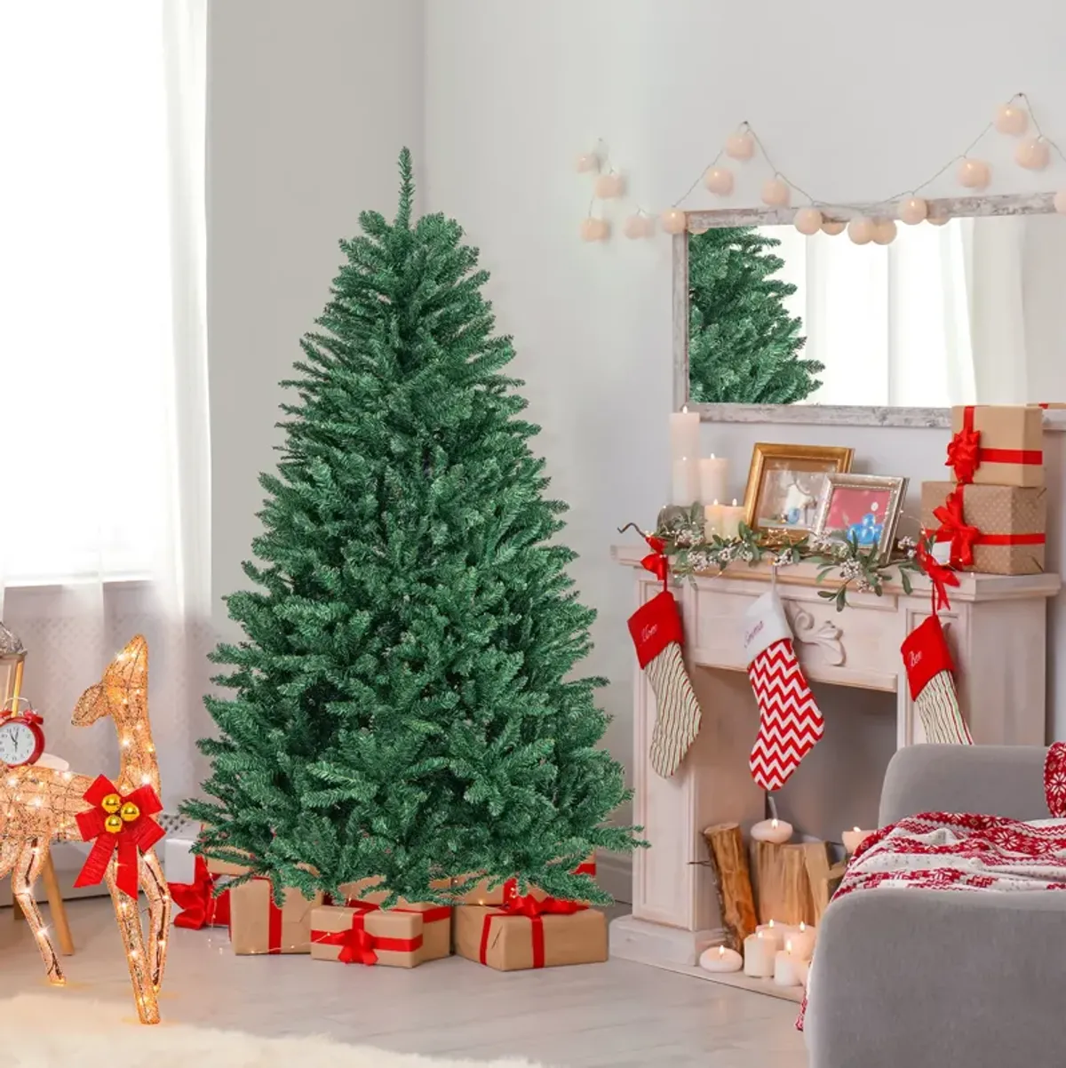 6 Feet Hinged Artificial Christmas Tree with Solid Metal Stand