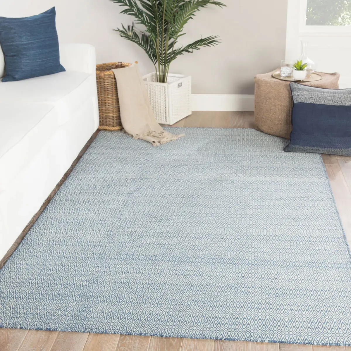 Poise Eulalia Blue 5' x 8' Rug