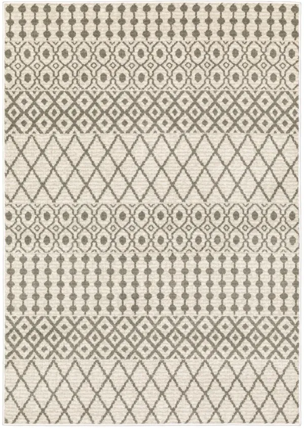 Georgia 3'10" x 5'5" Ivory Rug