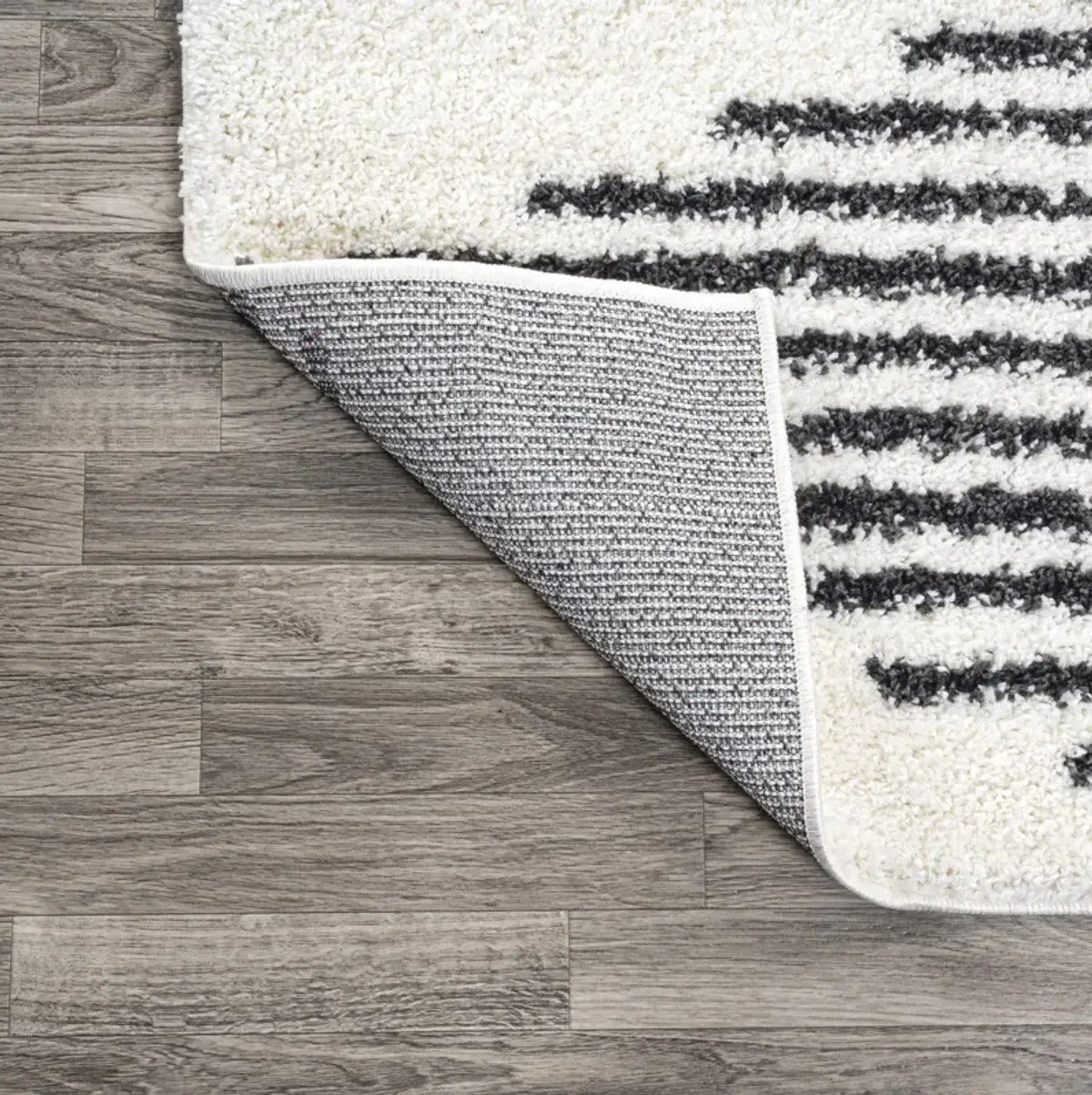 Elm Diamond Stripe Geometric Shag Area Rug