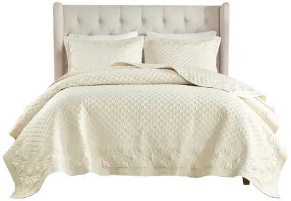 Gracie Mills Carney 3-Piece Neoclassical-inspired Quilt Set