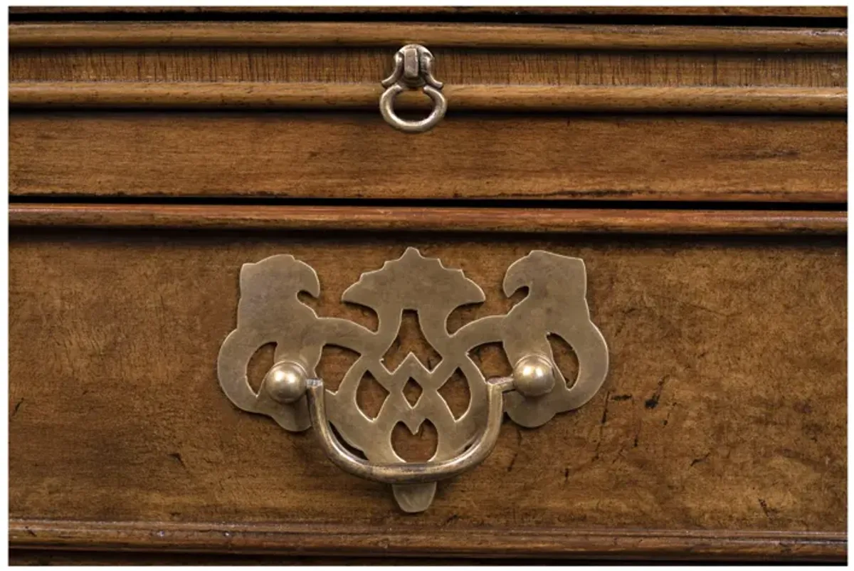 Jockey Chest