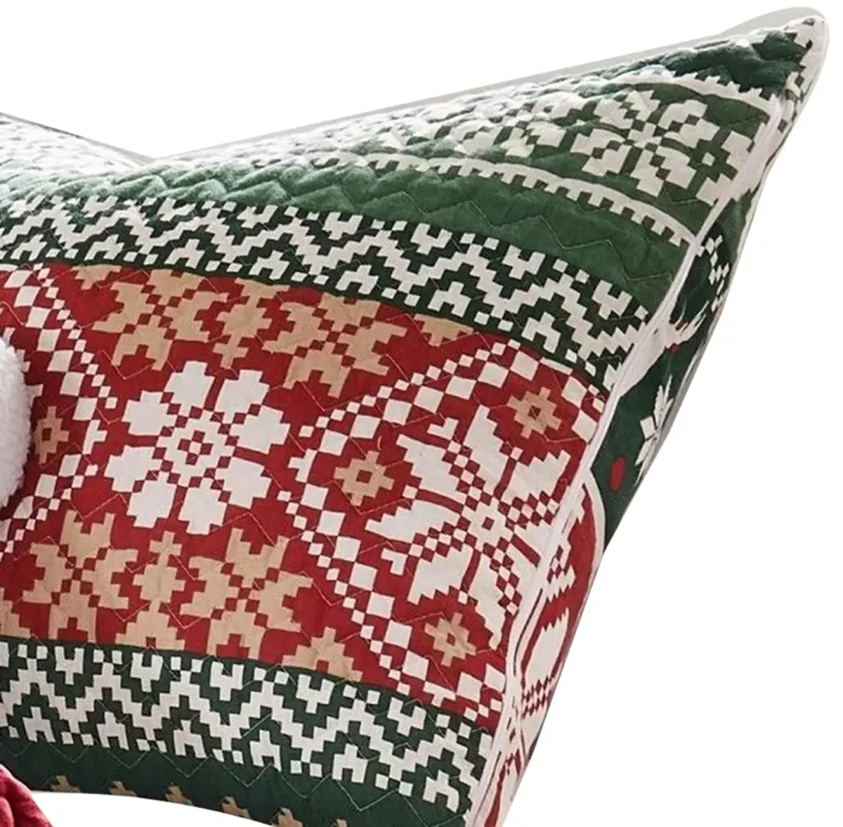 Live 3 Piece Queen Quilt Set with 2 Pillow Shams, Festive Winter Print  - Benzara