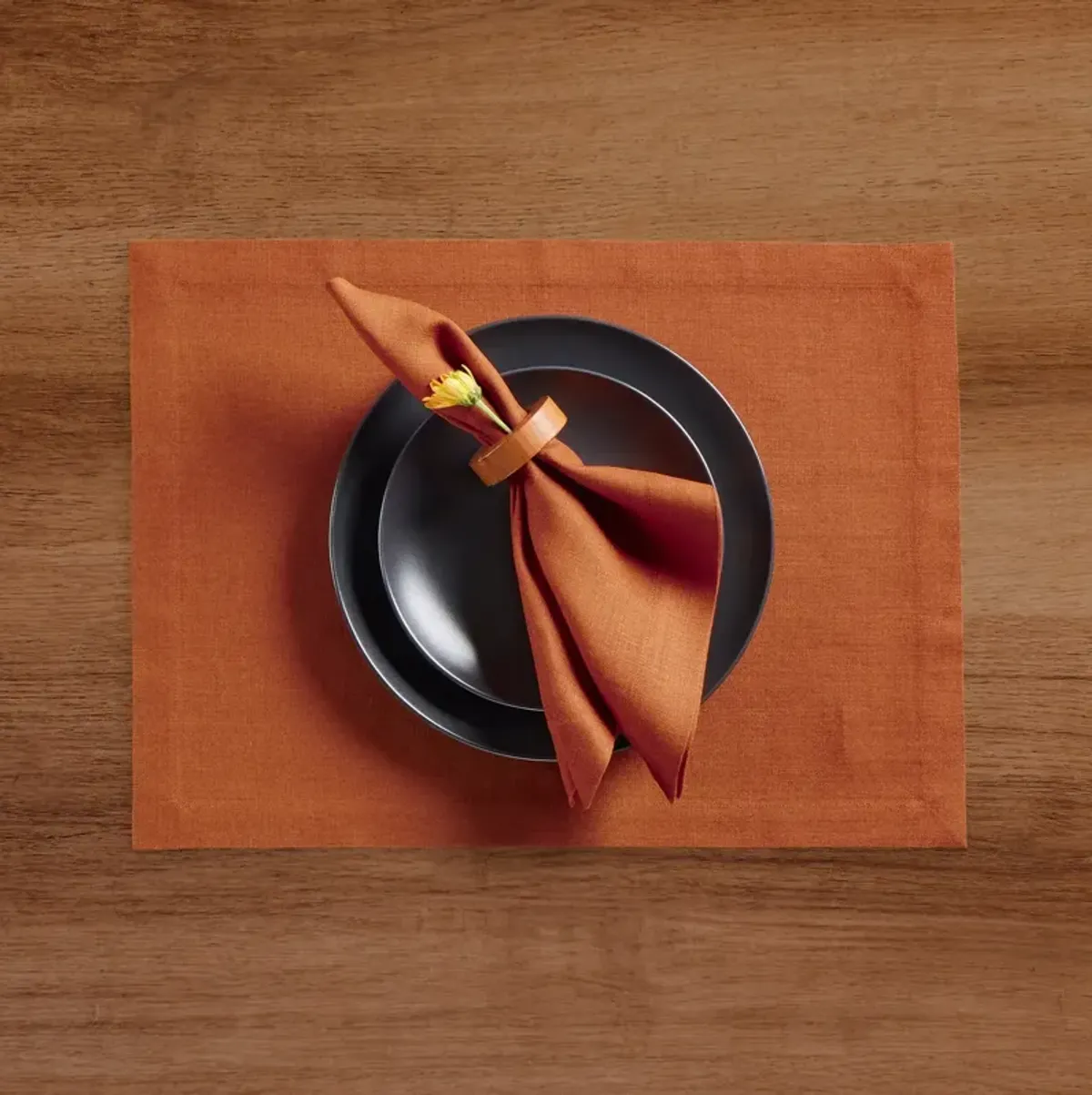 Solino Home 100% Pure Linen 14 x 19 Inch Placemats Set of 4 | Diana