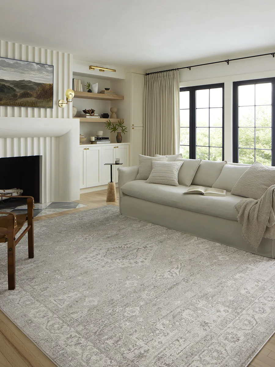 Odette ODT02 Silver/Ivory 4' x 6' Rug